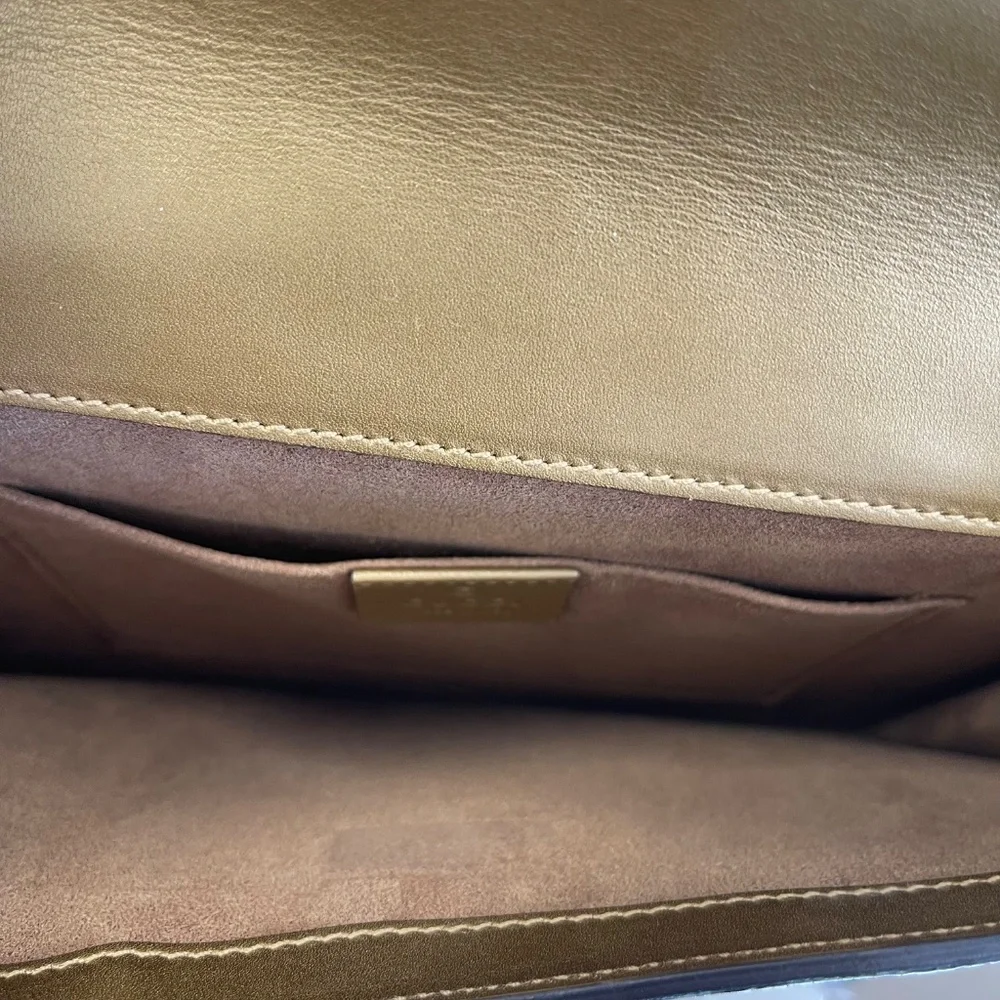 Gucci Gold Laminated Lizard Clutch w/ Crystal Dragonfly Embellishments-Preloved - Picture 12 of 16